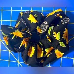 Sunflower scrunchie